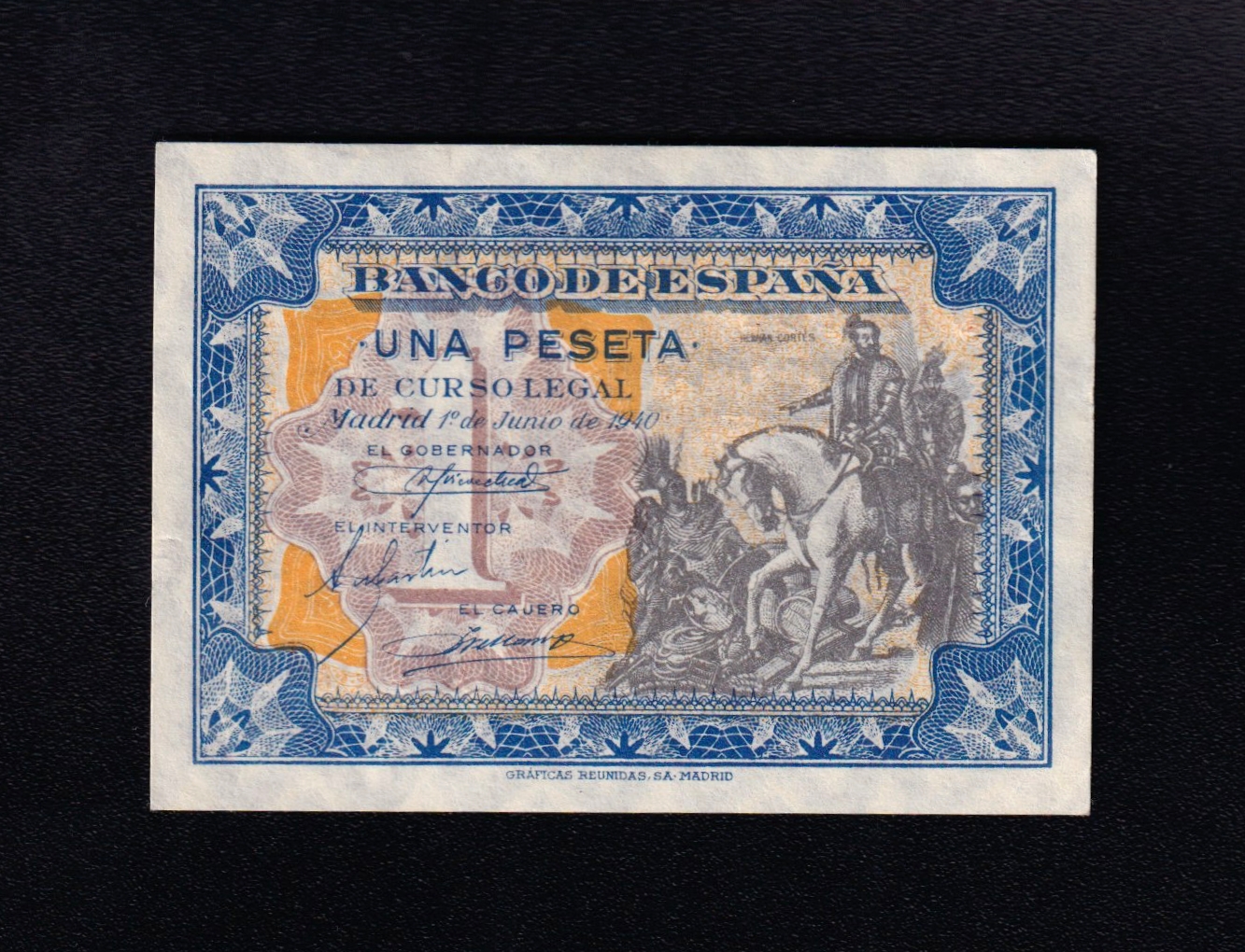 Hiraola's Product Image